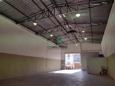 Galpão/Depósito/Armazém para alugar, 324m² no Arvoredo, Contagem