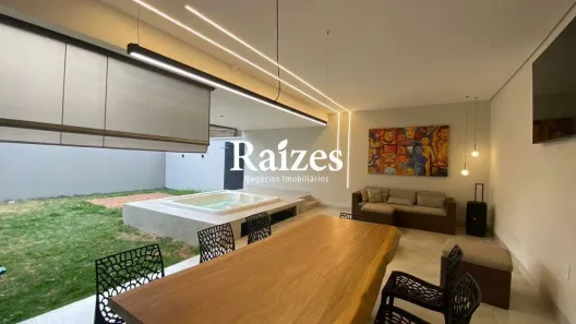 Casa com 3 Quartos à venda, 300m² no Aclimação, Uberlândia