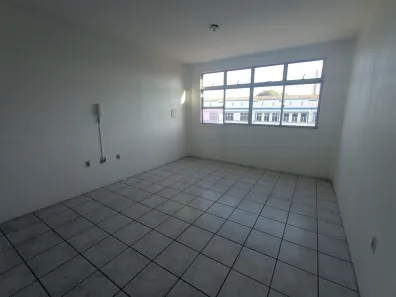 Sala Comercial para alugar, 36m² no Joaquim Távora, Fortaleza