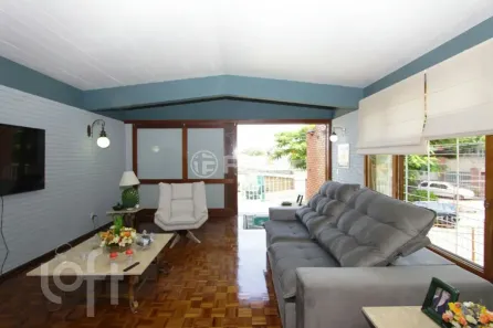 Casa com 3 Quartos à venda, 215m² no São Sebastião, Porto Alegre