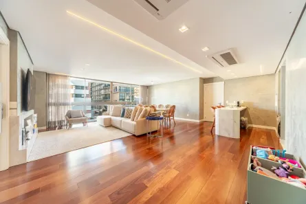Apartamento com 3 Quartos à venda, 160m² no Mont Serrat, Porto Alegre
