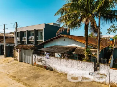 Casa com 5 Quartos à venda, 162m² no Comasa, Joinville