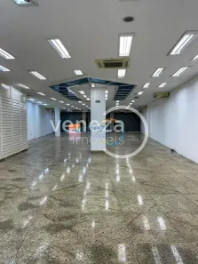 Ponto Comercial para alugar, 874m² no Centro, Londrina