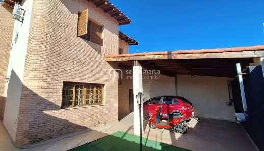 Sobrado com 4 Quartos à venda, 287m² no Vila Nunes, Lorena