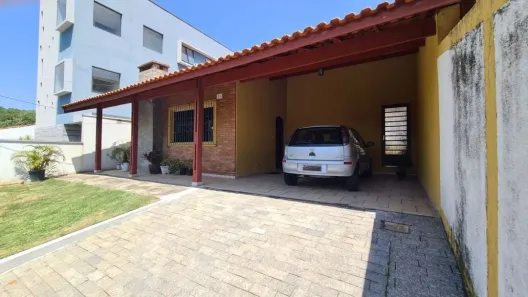 Casa com 3 Quartos para venda ou aluguel, 159m² no Jardim do Lago, Atibaia