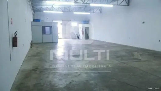 Casa com 1 Quarto à venda, 250m² no Martins, Uberlândia
