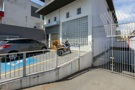 Prédio Comercial para alugar, 650m² no Jabaquara, São Paulo