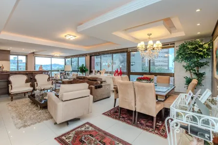 Apartamento com 3 Quartos à venda, 169m² no Rio Branco, Porto Alegre