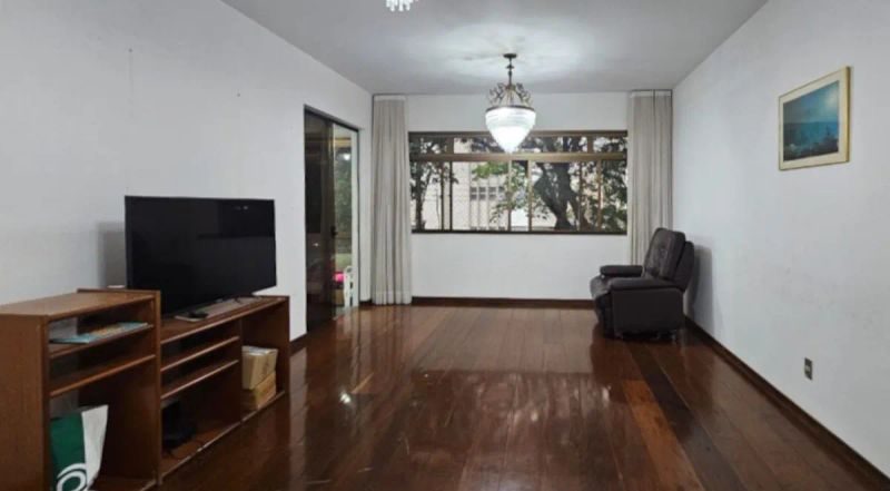 Apartamento com 4 quartos — Funcionários, Belo Horizonte
