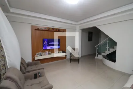Casa com 3 Quartos à venda, 198m² no Vila Alzira, São Paulo