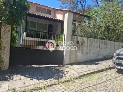 Casa com 4 Quartos à venda, 356m² no Grajaú, Rio de Janeiro