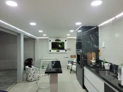 Casa com 3 Quartos à venda, 160m² no Forquilhas, São José