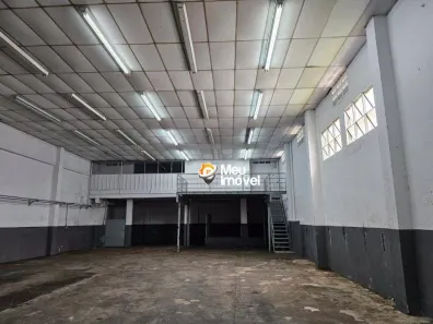 Galpão/Depósito/Armazém para alugar, 580m² no Vila Anastácio, São Paulo
