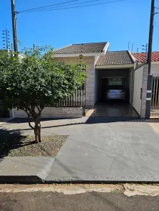 Casa com 3 Quartos à venda, 108m² no Conjunto Habitacional Lea Leal, Maringá