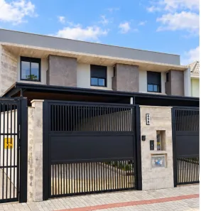 Sobrado com 3 Quartos à venda, 101m² no Glória, Joinville