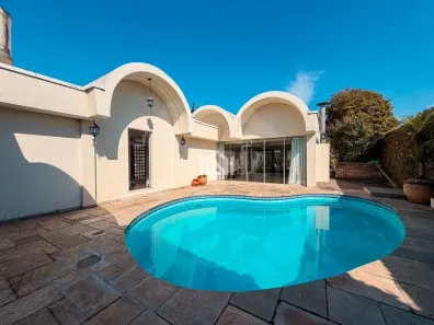Casa de Condomínio com 4 Quartos à venda, 380m² no Jardim Passárgada I, Cotia
