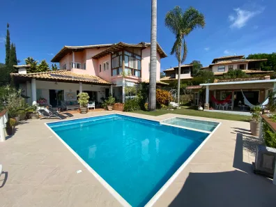 Casa de Condomínio com 7 Quartos para venda ou aluguel, 2100m² no Pedro do Rio, Petrópolis