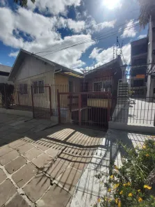 Casa com 3 Quartos à venda, 130m² no Marechal Floriano, Caxias do Sul