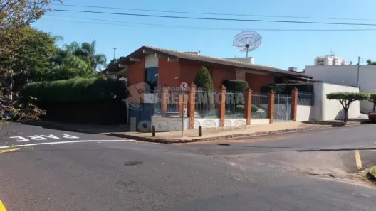 Sobrado com 4 Quartos à venda, 604m² no Centro, Mirassol