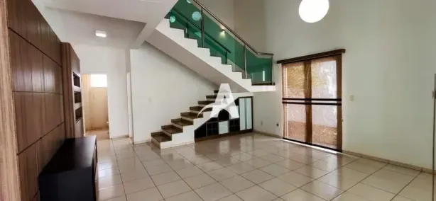 Casa com 4 Quartos para alugar, 330m² no Jardim Karaíba, Uberlândia