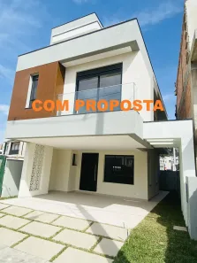 Sobrado com 3 Quartos à venda, 180m² no Santa Cândida, Curitiba