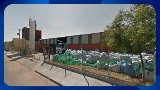 Casa com 1 Quarto à venda, 4706m² no Vila Medeiros, Guararapes