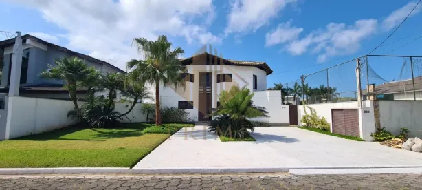 Casa de Condomínio com 5 Quartos à venda, 600m² no Jardim Acapulco, Guarujá
