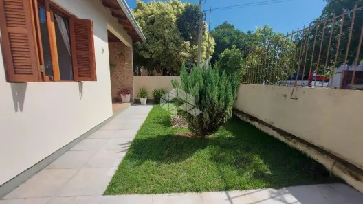 Casa com 2 Quartos à venda, 140m² no Vila Nova, Porto Alegre