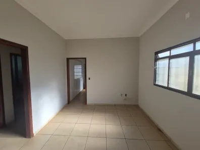 Casa com 3 Quartos para alugar, 80m² no Residencial Santa Ana, São José do Rio Preto