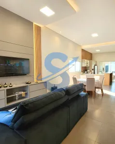 Casa com 3 Quartos para alugar, 161m² no Centro, Palhoça