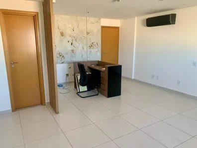 à venda, 33m² no Zona Industrial, Brasília