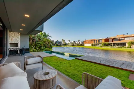 Casa de Condomínio com 5 Quartos à venda, 450m² no XANGRI-LÁ, Xangri-lá