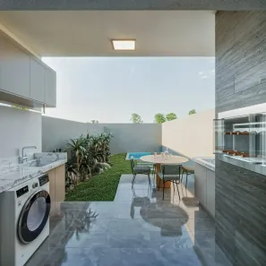 Sobrado com 2 Quartos à venda, 100m² no , Bombinhas