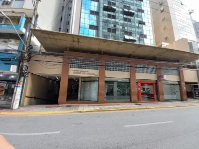Sala Comercial à venda, 30m² no Centro, Florianópolis
