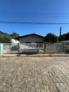 Casa com 3 Quartos à venda, 145m² no Primeiro de Maio, Brusque