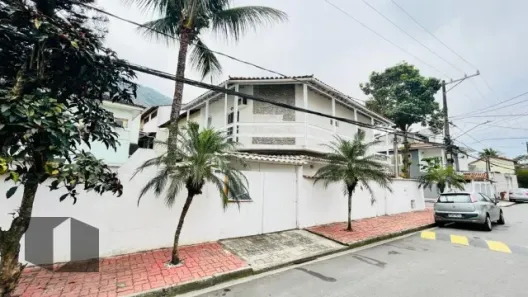 Casa com 3 Quartos à venda, 197m² no Vargem Pequena, Rio de Janeiro
