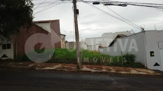 Lote/Terreno à venda, 360m² no Vigilato Pereira, Uberlândia