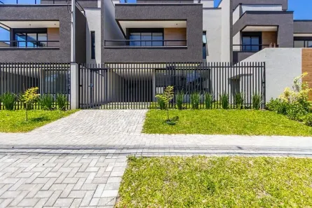 Sobrado com 3 Quartos à venda, 126m² no Centro, São José dos Pinhais