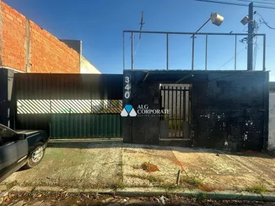 Casa com 2 Quartos para venda ou aluguel, 300m² no Parque Santa Bárbara, Campinas