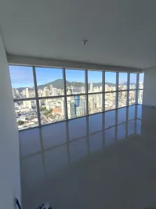 Sala Comercial para alugar, 50m² no Centro, Itajaí