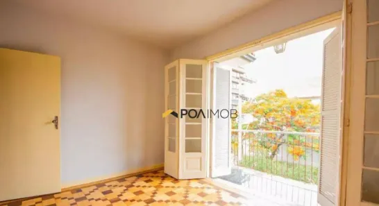 Casa com 4 Quartos para alugar, 225m² no Rio Branco, Porto Alegre