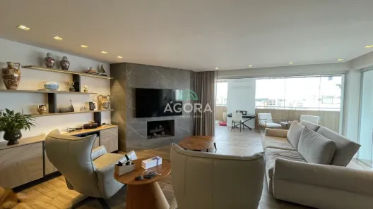 Cobertura com 3 Quartos para alugar, 240m² no Centro, Canoas