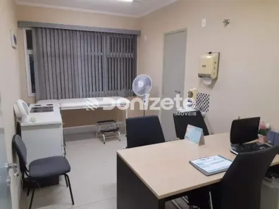 Prédio Comercial para alugar, 270m² no Vila Bastos, Santo André