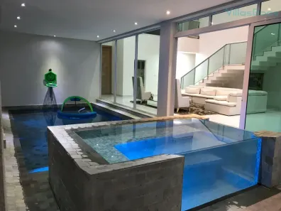 Casa de Condomínio com 4 Quartos à venda, 700m² no Condomínio Chácara Serimbura, São José dos Campos