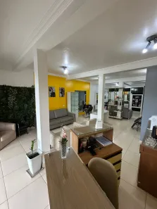 Ponto Comercial para alugar, 220m² no Parque 10 de Novembro, Manaus