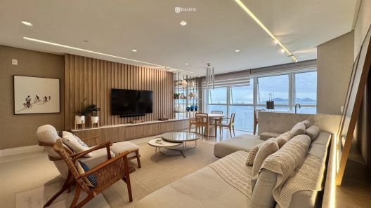Apartamento com 3 Quartos à venda, 164m² no Pioneiros, Balneário Camboriú