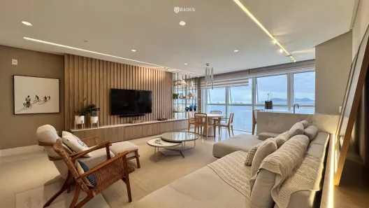 Apartamento com 3 Quartos à venda, 164m² no Pioneiros, Balneário Camboriú
