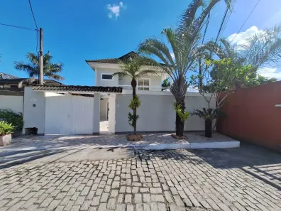 Casa de Condomínio com 4 Quartos à venda, 243m² no Vargem Pequena, Rio de Janeiro