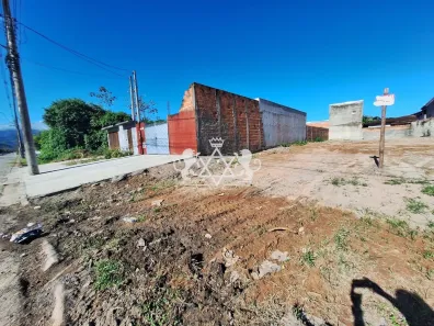 Lote/Terreno à venda, 245m² no Jardim das Gaivotas, Caraguatatuba