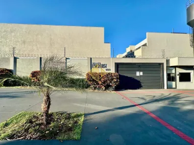 Sobrado com 3 Quartos para alugar, 187m² no Pioneiros Catarinenses, Cascavel